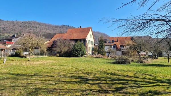 997 m2 baureifes, ebenes Baulandgrundstück an ruhiger sonniger Lage! 2