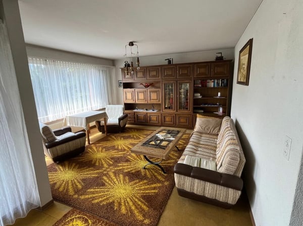 Freistehendes 1.5-Zimmer-Einfamilienhaus mit angebautem Schopf 2