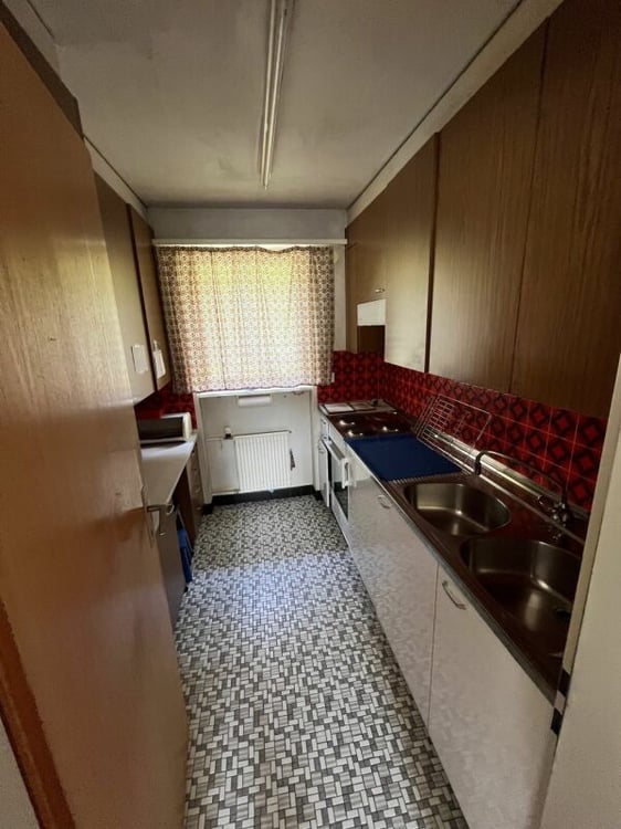 Freistehendes 1.5-Zimmer-Einfamilienhaus mit angebautem Schopf 3