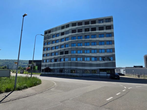 Repräsentative Büro- und Gewerbeflächen mit bester Verkehrsanbindung 1