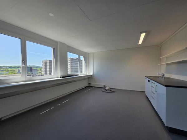 Repräsentative Büro- und Gewerbeflächen mit bester Verkehrsanbindung 7