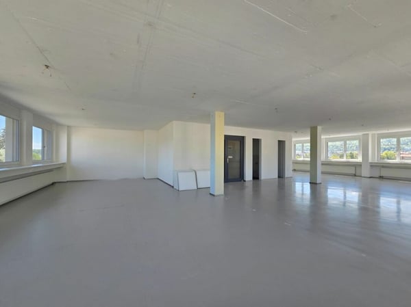 Attraktive Büro- und Gewerbefläche an verkehrstechnisch bester Lage 2