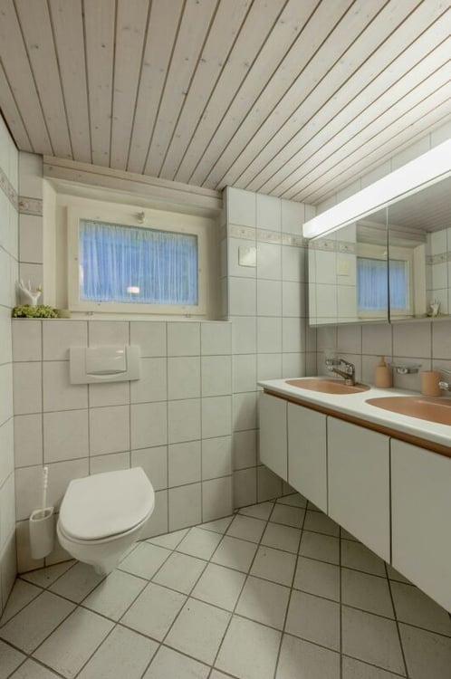 Viel Platz, Ruhe & Privatsphäre - freistehendes Einfamilienhaus mit viel Potenzial 12