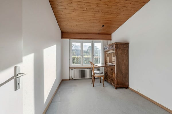 Viel Platz, Ruhe & Privatsphäre - freistehendes Einfamilienhaus mit viel Potenzial 11