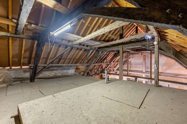 Ehemaliges Bauernhaus mit riesiger Scheune für zusätzliches Potenzial: Wohnen/Arbeiten oder Hobby! 16