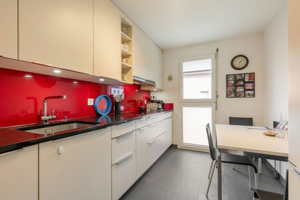 Nähe Stadtzentrum - grosszügige familienfreundliche 1.5-Zimmer-Maisonette-Wohnung 5