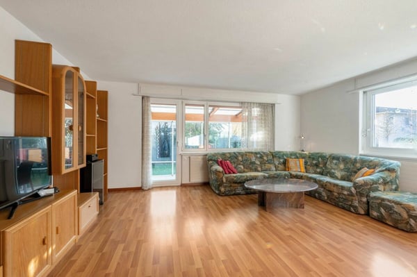 Gepflegtes 1-Zimmer-Doppeleinfamilienhaus mit Wintergarten und ausgebautem Estrich 5