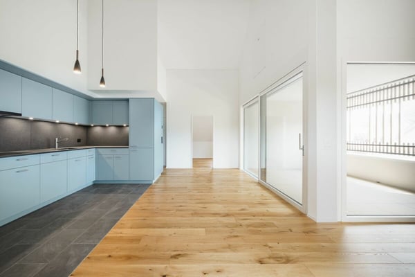 Lichtdurchflutete 1.5-Zimmer-Neubaudachwohnung an ruhiger Lage 2