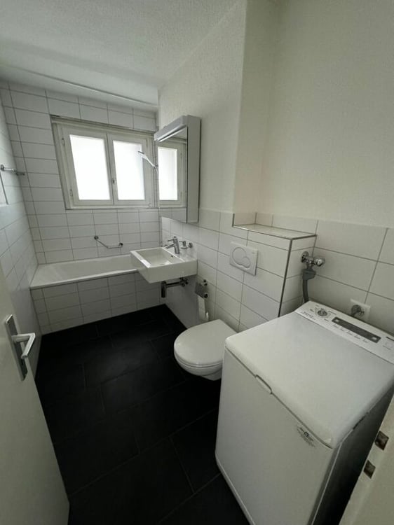 Helle 2.5-Zimmer-Wohnung in ruhigem Wohnquartier mit herrlichem Balkon 4