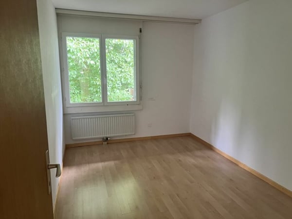 Ruhig gelegene 5.5-Zimmer-Maisonette-Wohnung mit Balkon zu vermieten 8