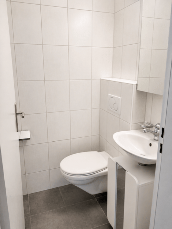Einzigartige, sehr gepflegte 3.5-Zimmer-Wohnung mit sonnigem Balkon 8