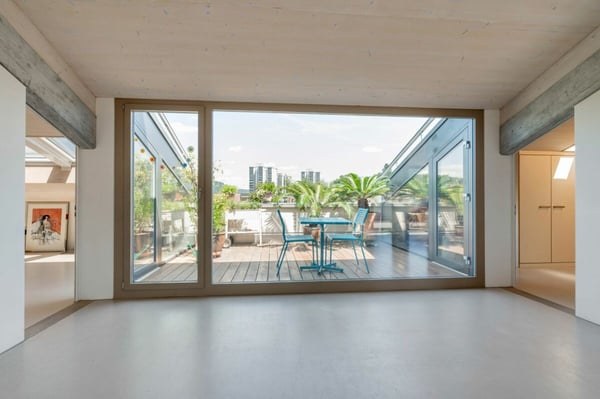 Exklusives Penthouse im obersten Stockwerk mit zwei Terrassen, überwiegend offener Grundriss mit rund 181 m2 8