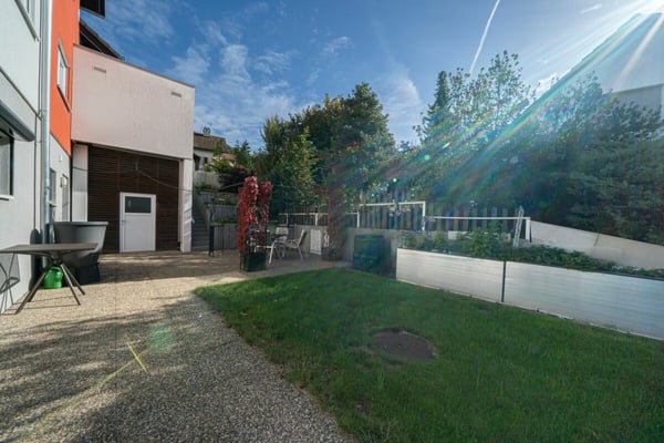 Hausteil mit grosszügiger Dachwohnung und Einliegerwohnung mit traumhafter Aussicht 13