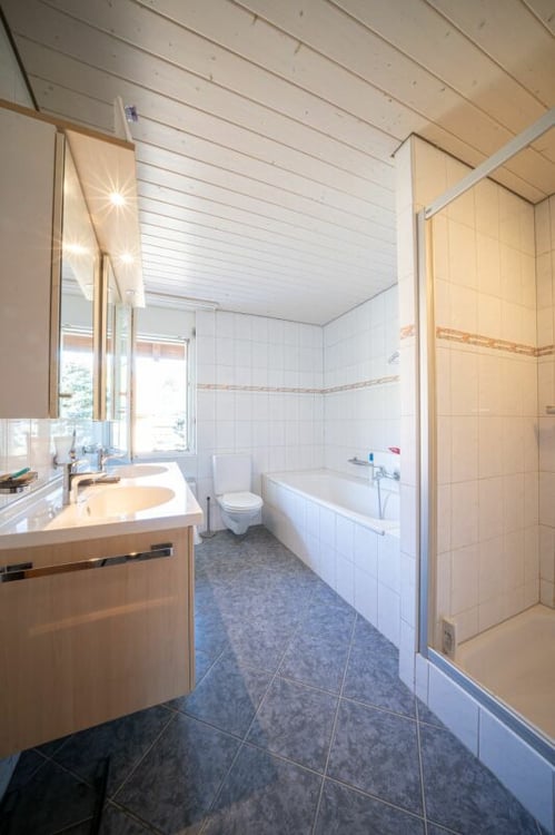 Charmante Doppeleinfamilienhaushälfte in Wil AG 11