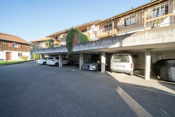 Charmante Doppeleinfamilienhaushälfte in Wil AG 12