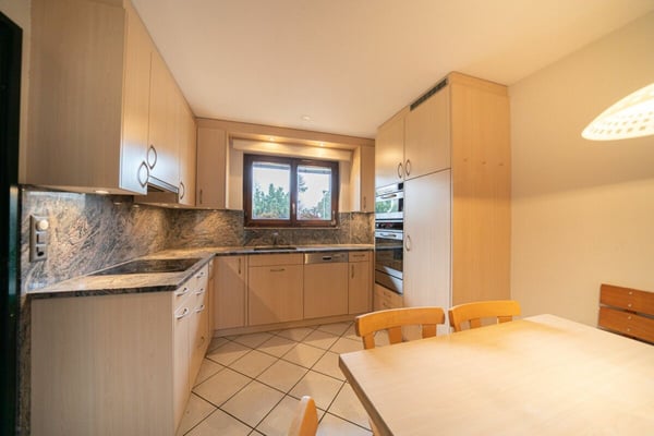 Doppeleinfamilienhaus an ruhiger und familienfreundlicher Lage 5
