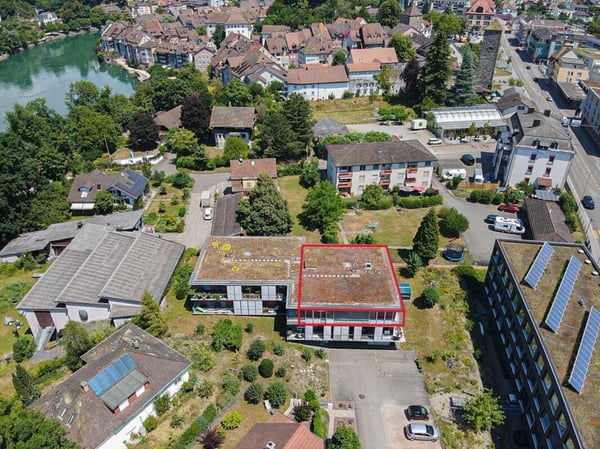 Sonnige 4.5-Zimmer-Wohnung mit viel Komfort und Rhein-Nähe 1
