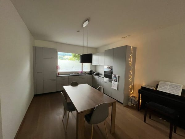 Zentrale 2.5 Zimmer Wohnung in Baden 2