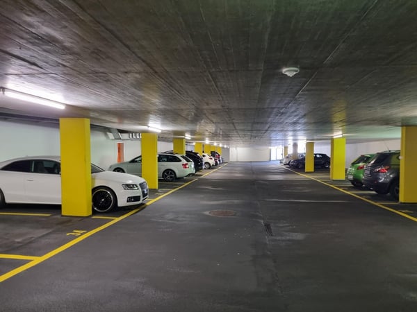 Einstellhallenplätze in Aarau Rohr zu vermieten 15