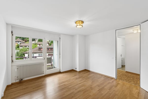 Familienfreundliche 1.5-Zimmerwohnung in grosser Gartenanlage 8