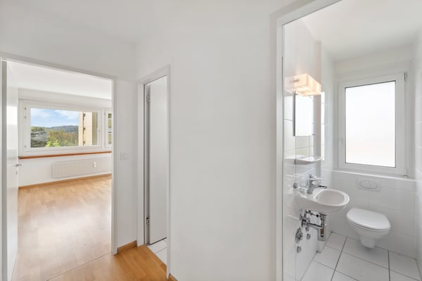 1.5-Zimmerwohnung mit Balkon und schöner Aussicht! 8