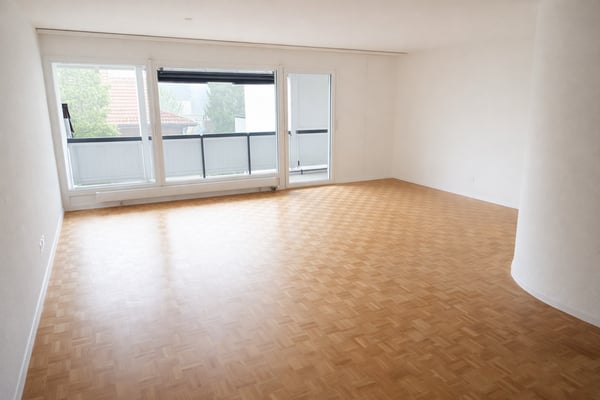 Renovierte 1.5 Zimmer-Wohnung zu vermieten 4