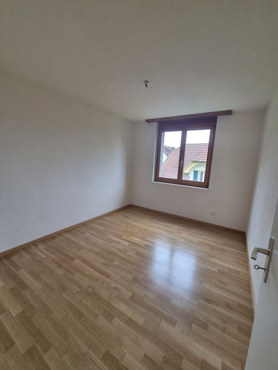 1 Monat Gratis Mietzins - 5.5 Zimmer im 2. Obergeschoss in Eiken 8