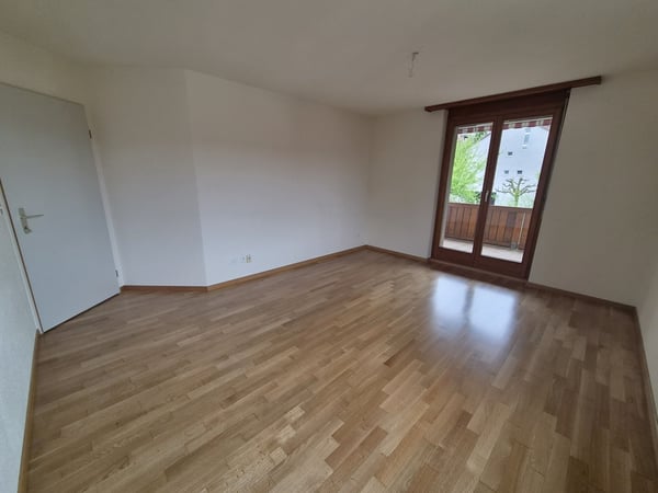 1 Monat Gratis Mietzins - 5.5 Zimmer im 2. Obergeschoss in Eiken 7