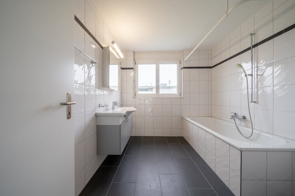 Schöne 2.5 Zimmer Wohnung im 3.OG in Stein AG! 3