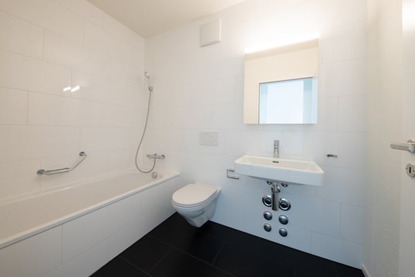 Moderne und helle 3.5 Zimmer im 10.OG 8