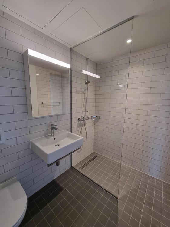 Ihre moderne 2 Zimmer-Wohnung im Herzen von Suhr 2