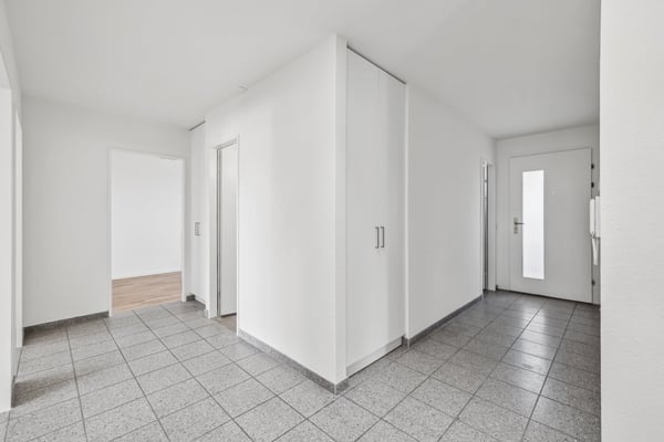 Sanierte Wohnung mit Aussicht im Mischeli-Quartier 6