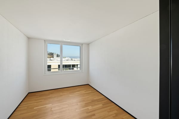 Herzlich Willkommen - Ihre neue 3.5 Zi-Attika Wohnung zentral in Suhr 7