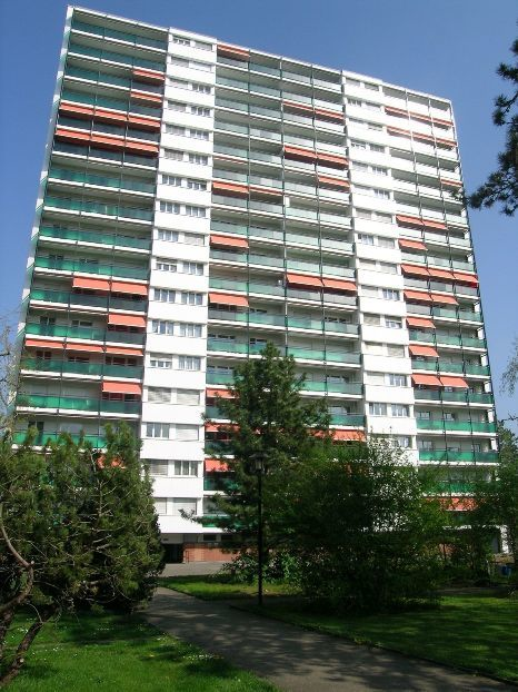 Helle 3.5-Zimmerwohnung im 16. Stock 1