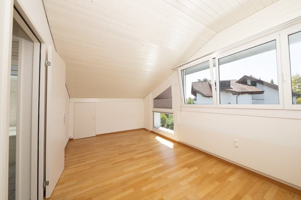 Moderne 2.0-Zimmer-Dachwohnung mit Charme 6