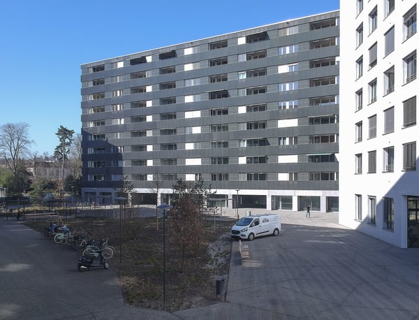 Singelwohnung mit Waschturm 1