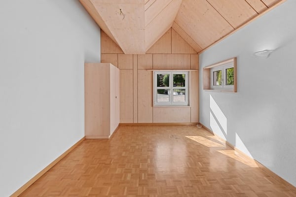 Multifunktionale Gewerbefläche mit total 140 m2 7