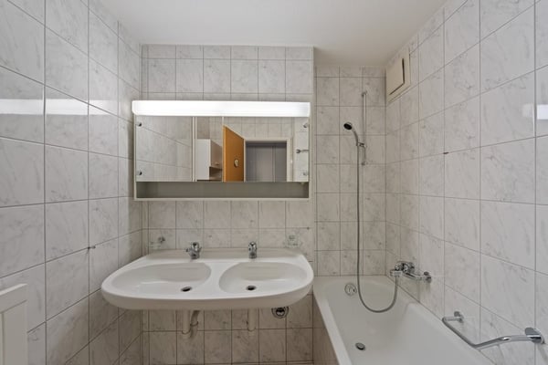 Ruhiges Wohnquartier mit Blick auf den See 9