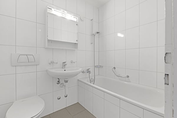 Kleinwohnung mit sehr guter Verkehrsanbindung 6