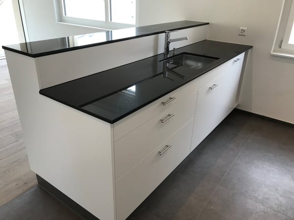 ZU VERMIETEN - Einfamilienhaus mit viel privatem Umschwung! 9