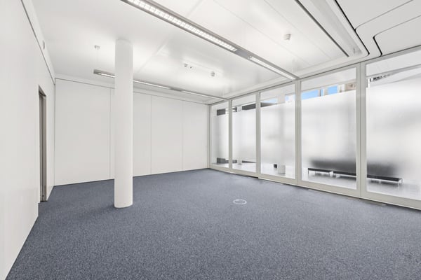 Helle Büroräumlichkeiten im Erdgeschoss 3