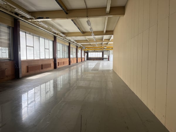 Top Industriefläche mit zwei Warenliften  ideal für Logistik & Produktion 5