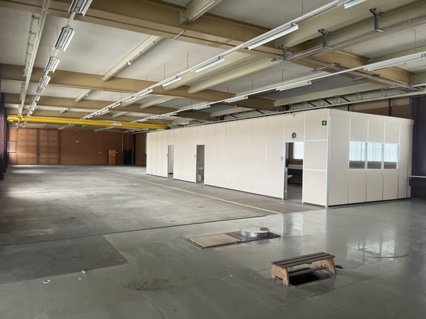 Top Industriefläche mit zwei Warenliften  ideal für Logistik & Produktion 3