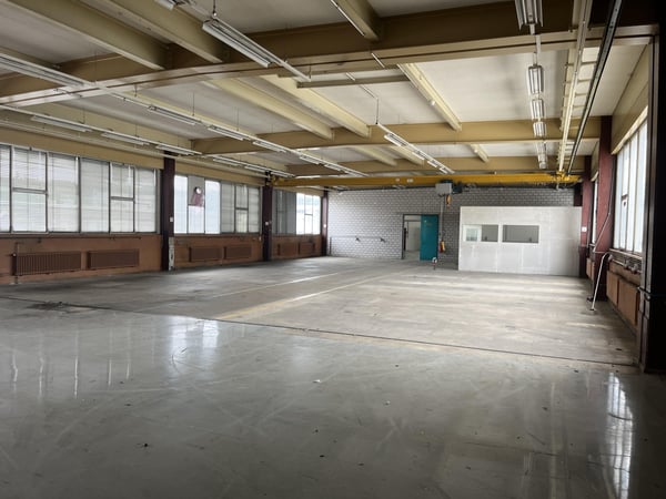 Top Industriefläche mit zwei Warenliften  ideal für Logistik & Produktion 6