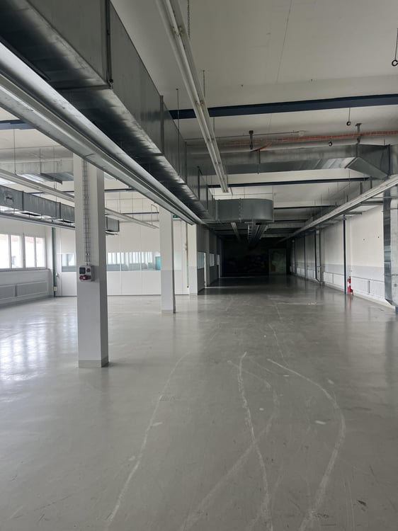 Lagerflächen mit hohen Decken 3