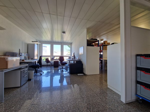 Attraktive Büro- und Gewerbefläche im Herzen von Kloten - Profitiere vom Angebot 8