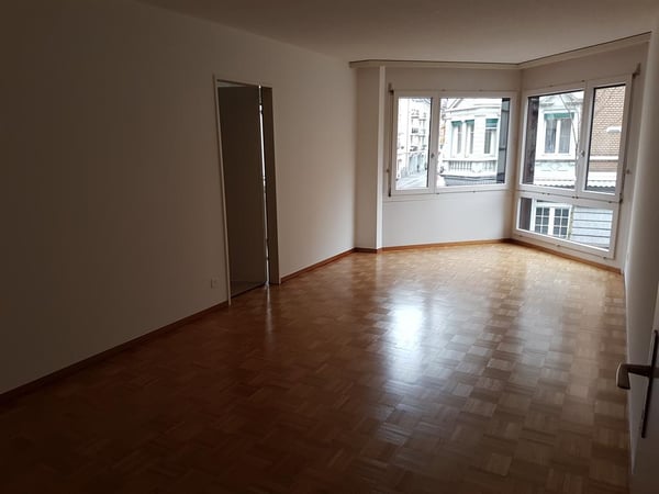 Zentrale 1.5-Zimmerwohnung befristet bis 30.09.2026 3