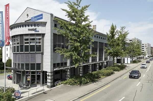 Helle Bürofläche im Dachgeschoss an zentraler Lage - Profitiere vom Angebot 3