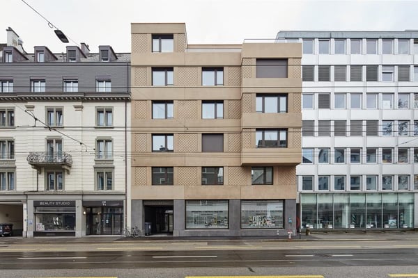Suchen Sie eine Attikawohnung im pulsierenden Kreis 4? 1