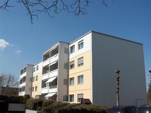 Helle 5 Zimmer Wohnung im 2. OG im Zentrum von Volketswil 1